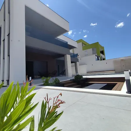 Villa Serenity