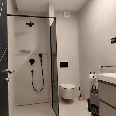 ヴィラ Serenity *